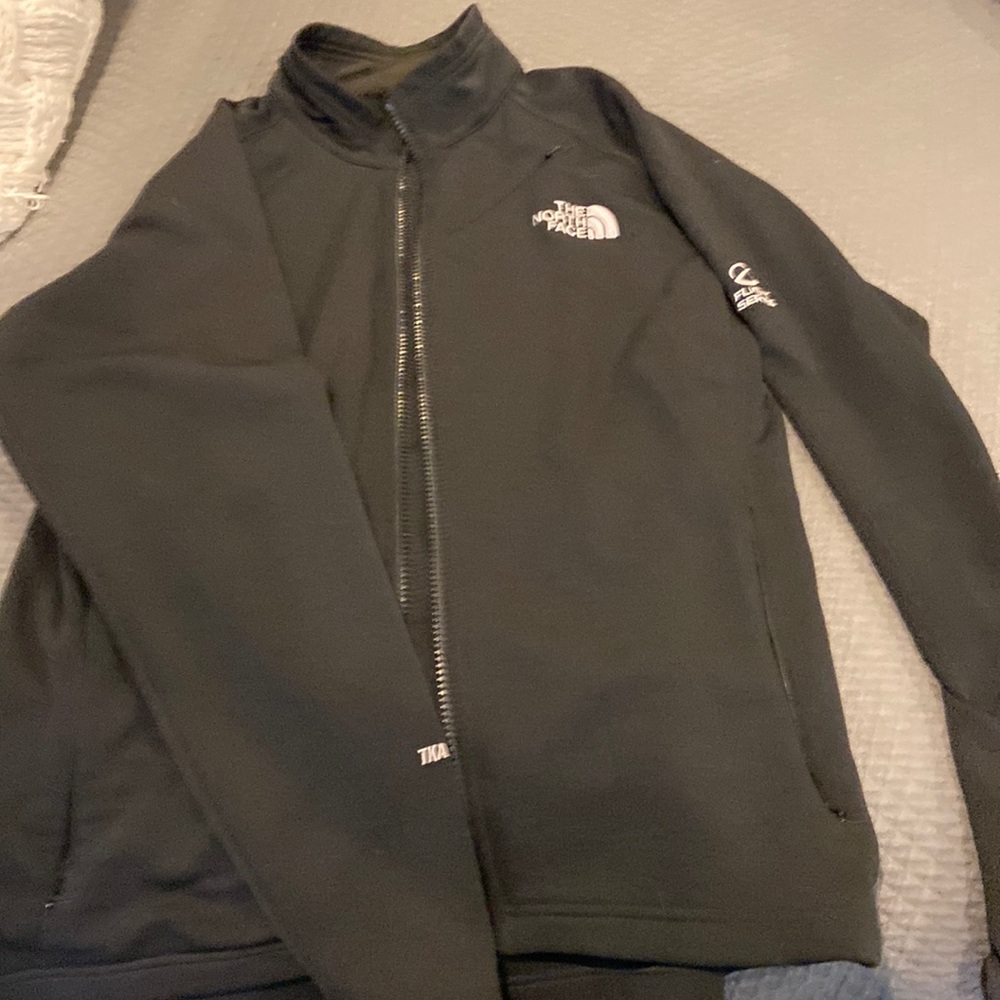 North face lightweight jacket